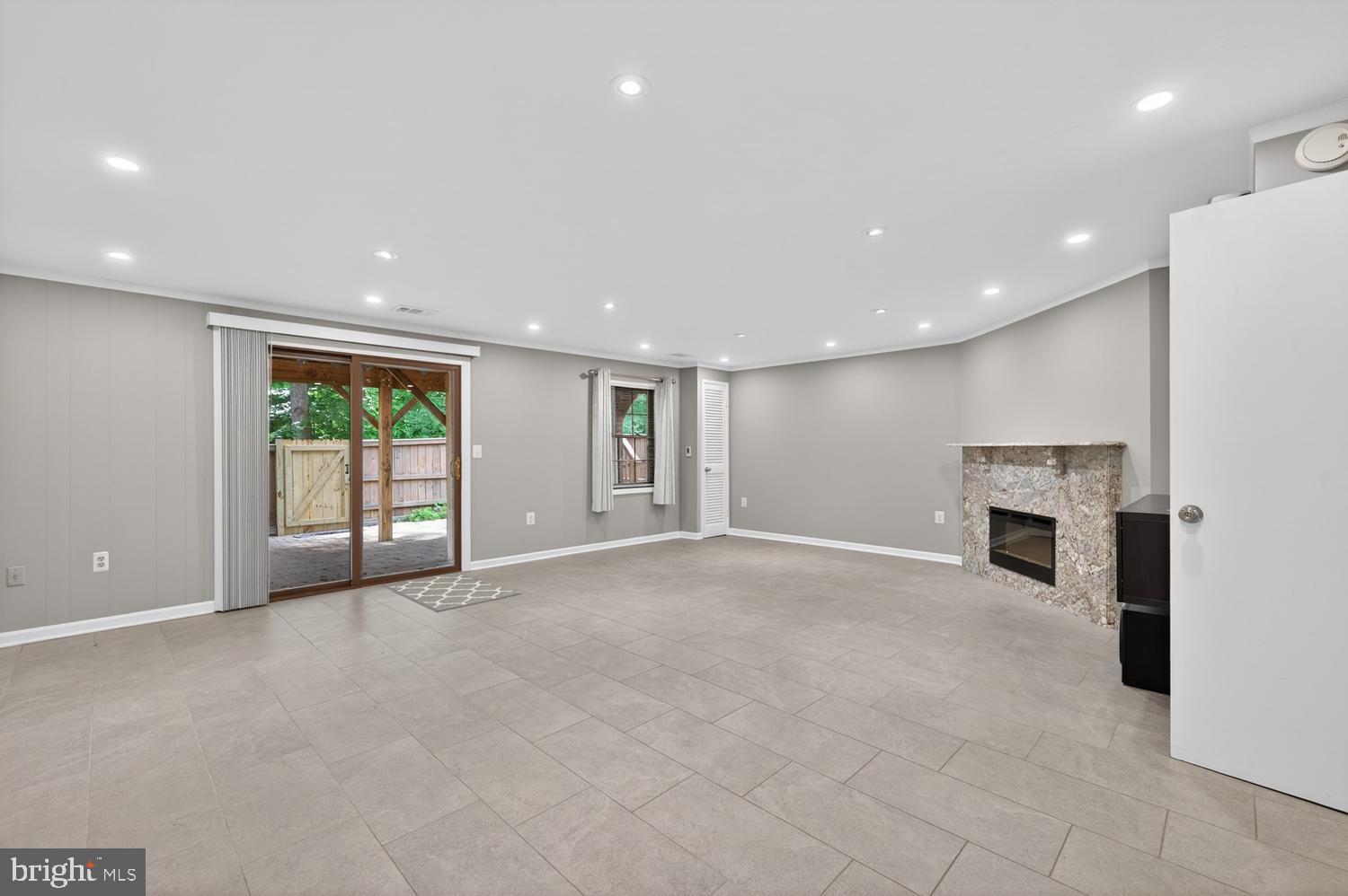 CARDINAL GLEN - Residential