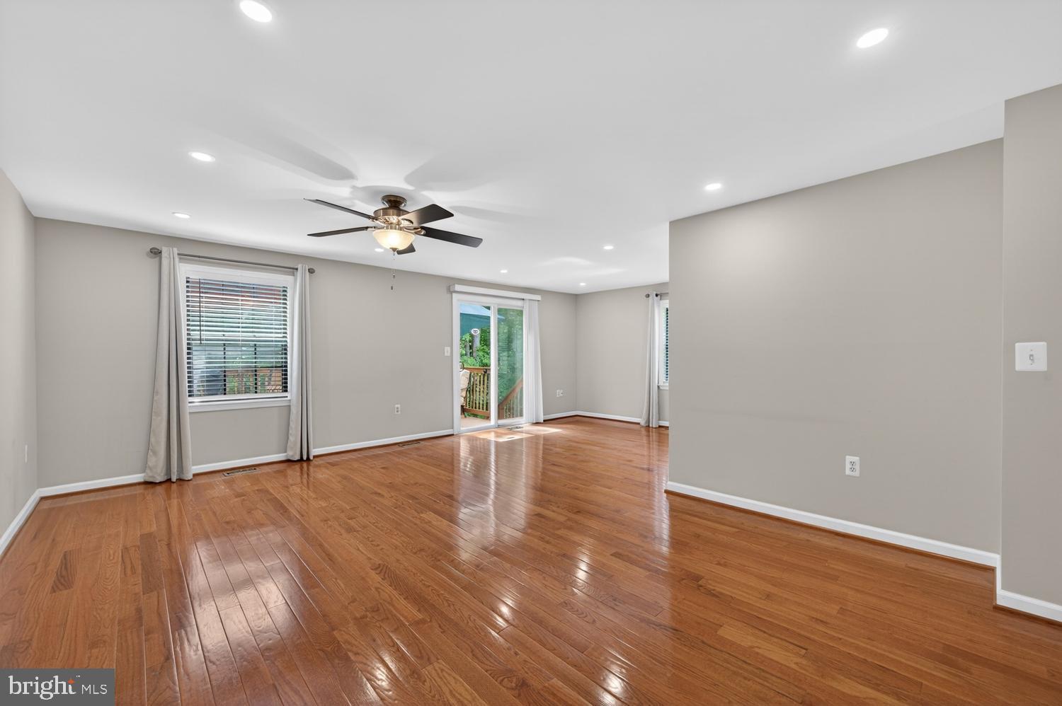 CARDINAL GLEN - Residential