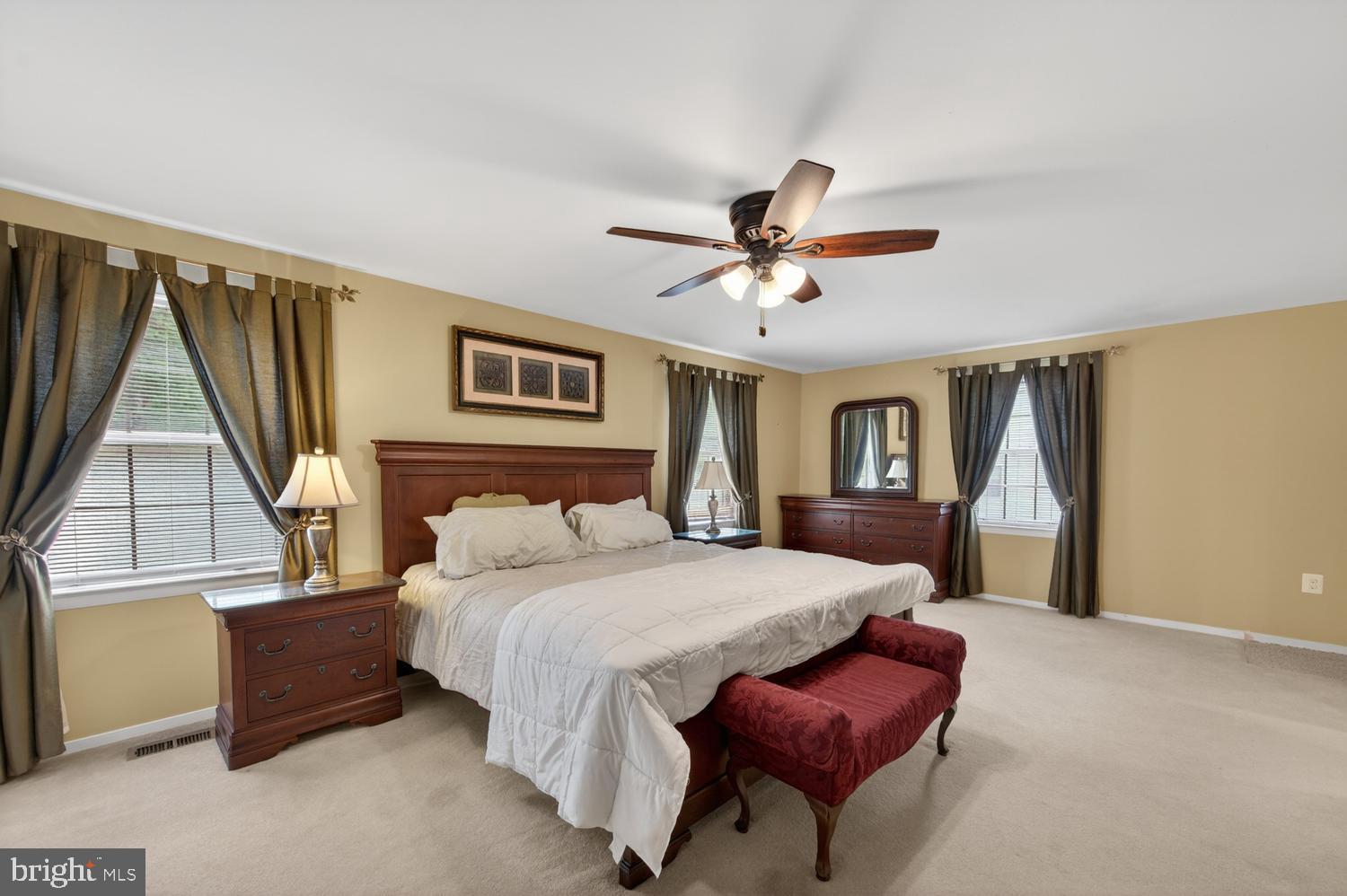 CARDINAL GLEN - Residential