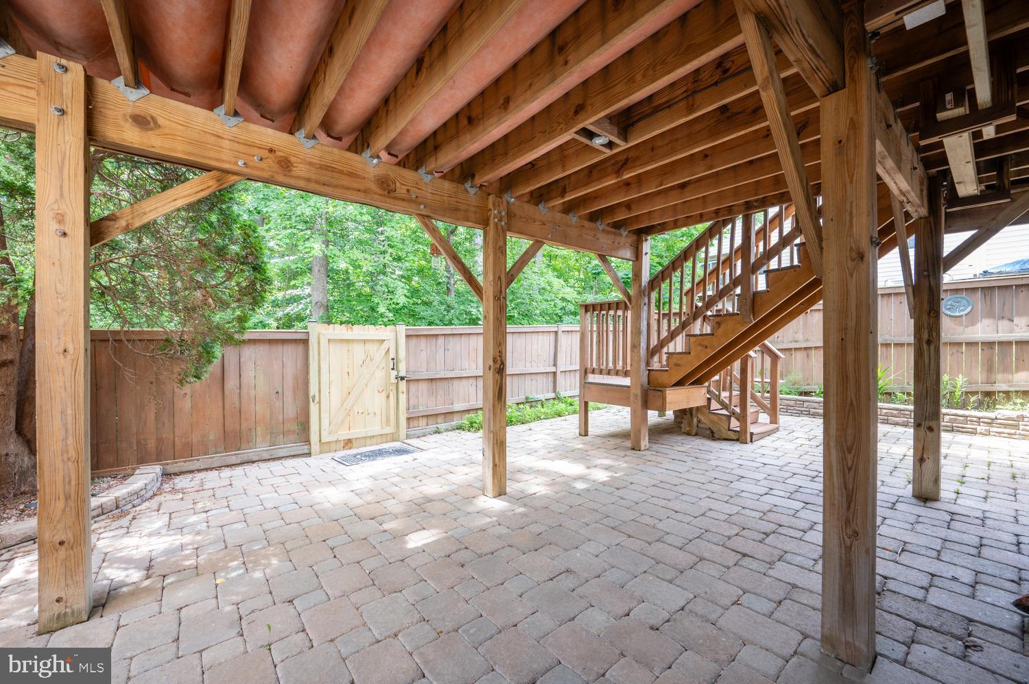 CARDINAL GLEN - Residential