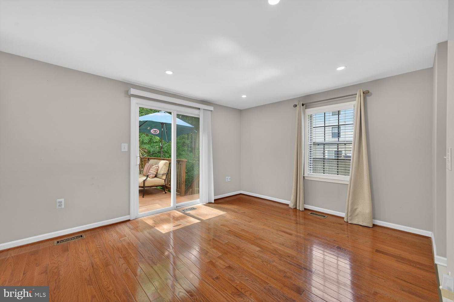 CARDINAL GLEN - Residential