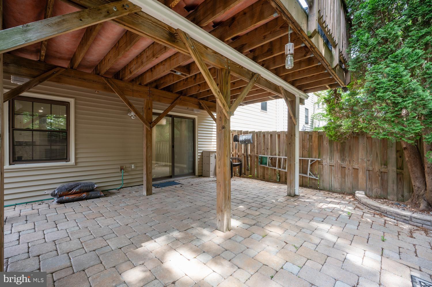 CARDINAL GLEN - Residential
