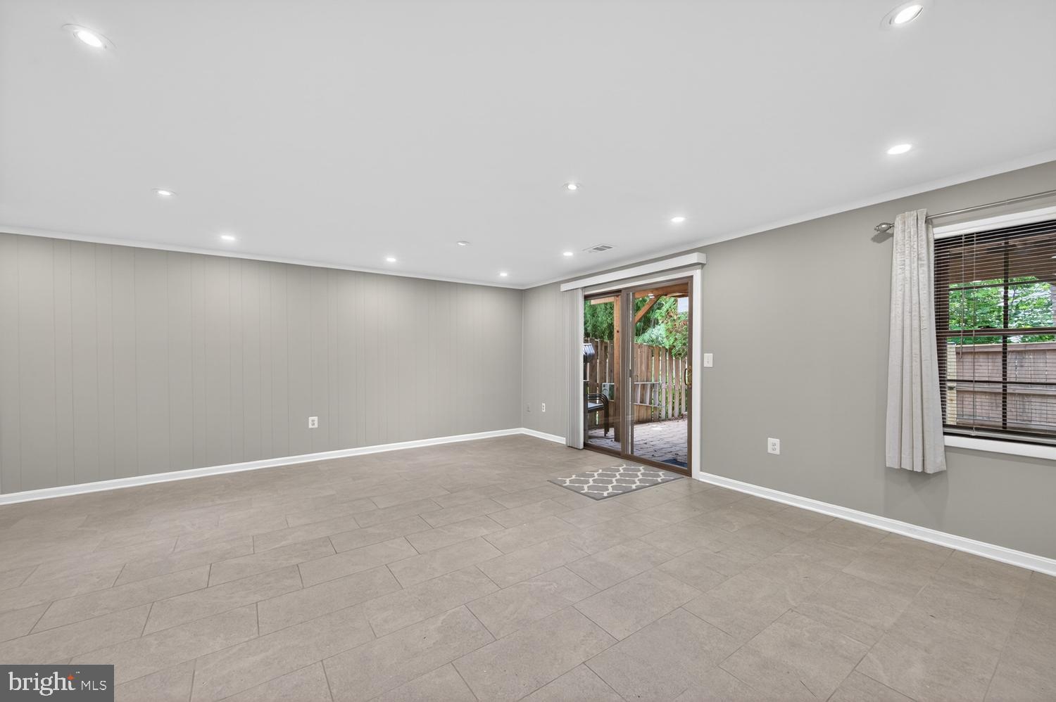 CARDINAL GLEN - Residential