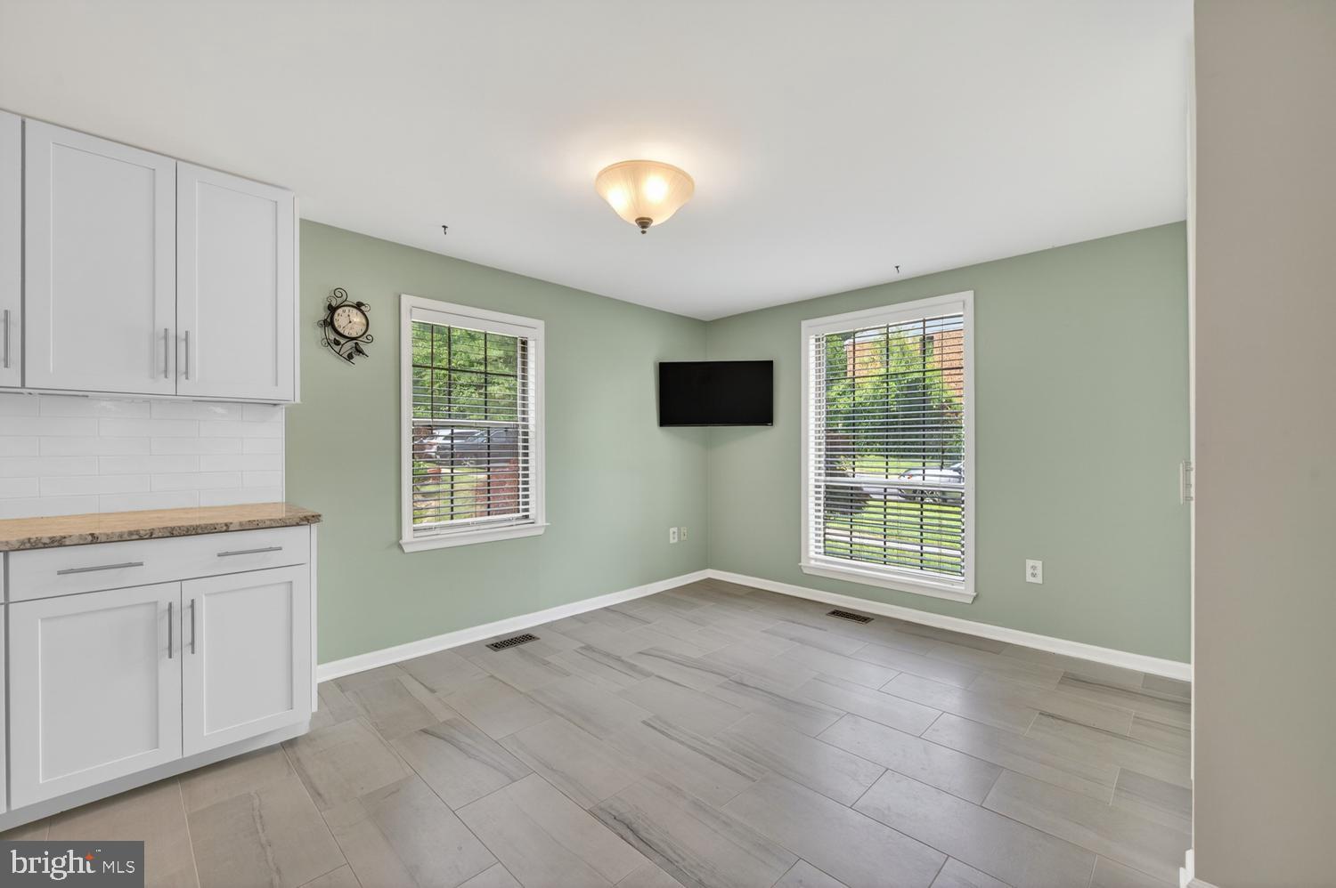 CARDINAL GLEN - Residential
