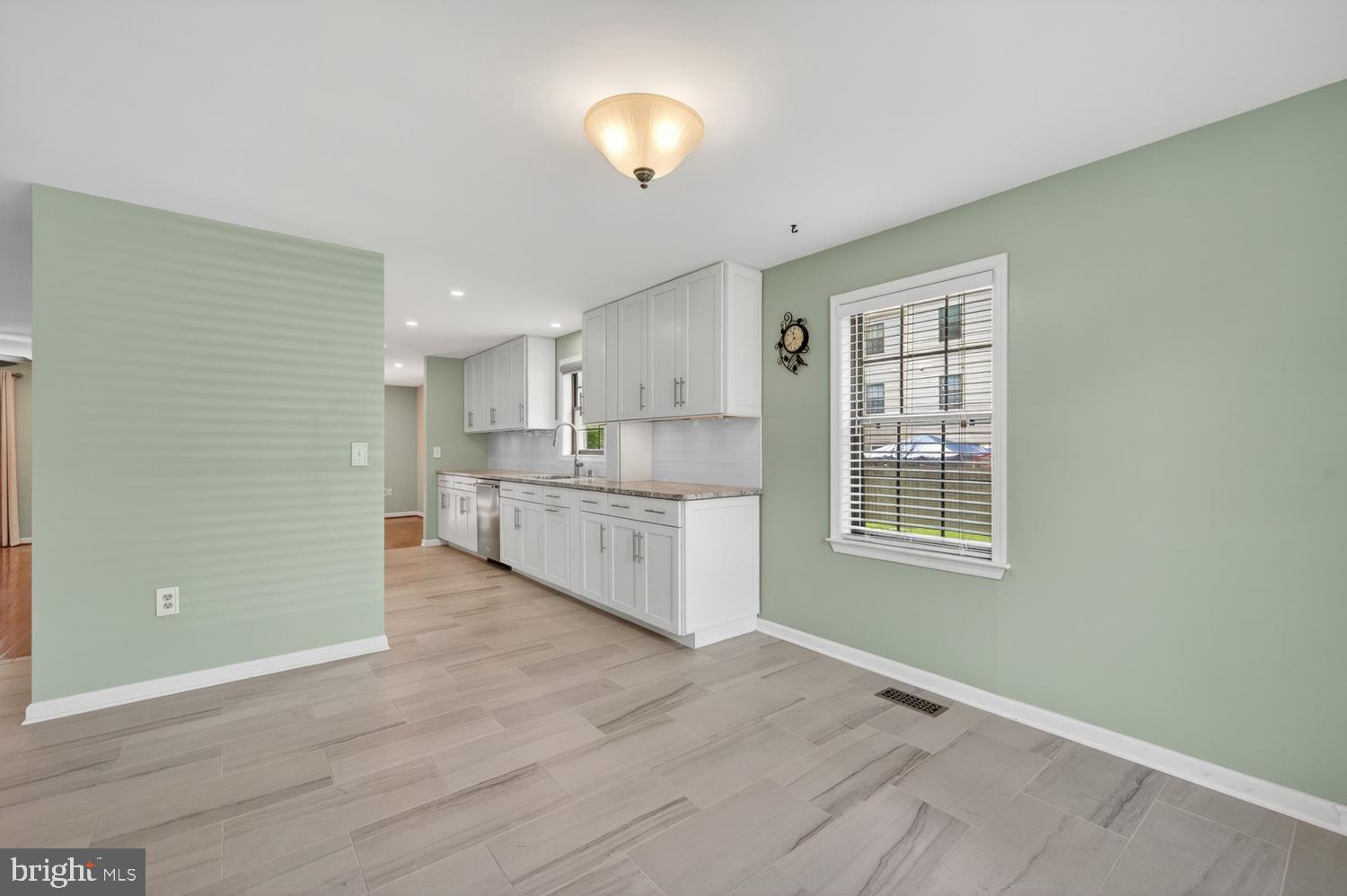 CARDINAL GLEN - Residential