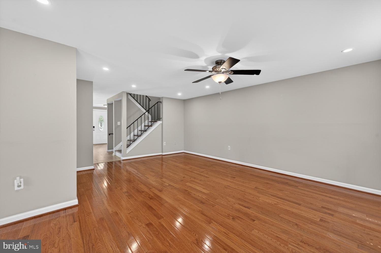 CARDINAL GLEN - Residential