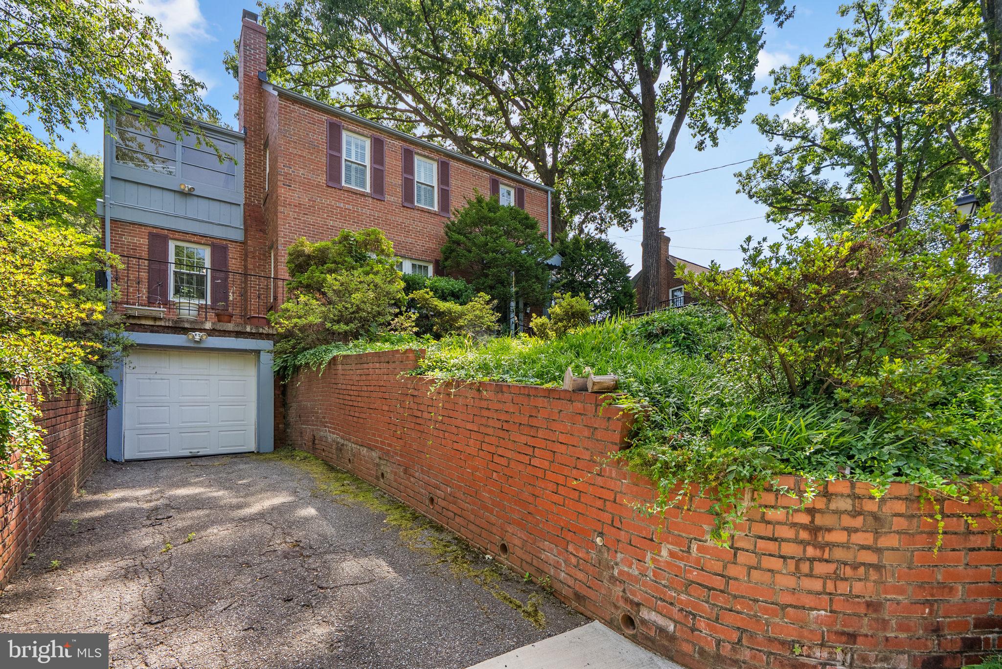 HIGHLAND VIEW - Residential