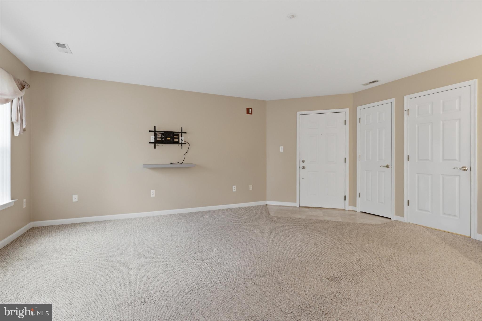 POTOMAC RIDGE - Residential