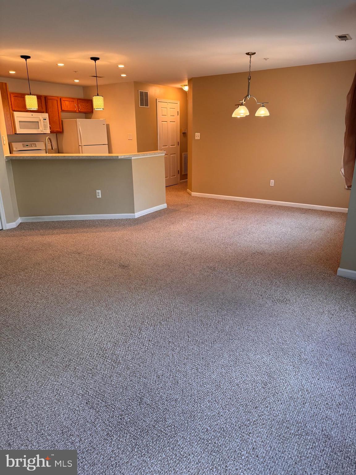 POTOMAC RIDGE - Residential
