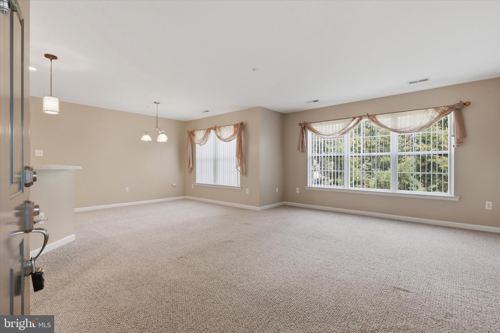 POTOMAC RIDGE - Residential