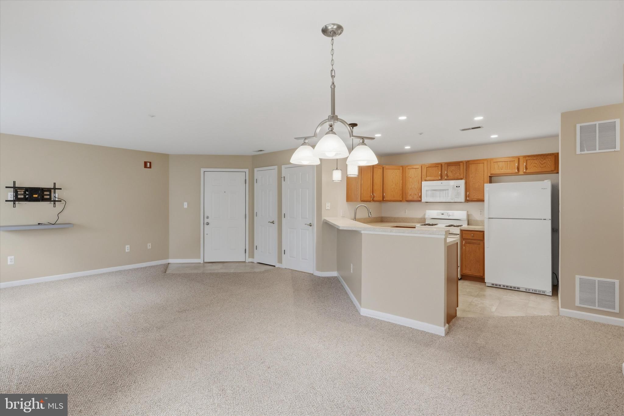 POTOMAC RIDGE - Residential