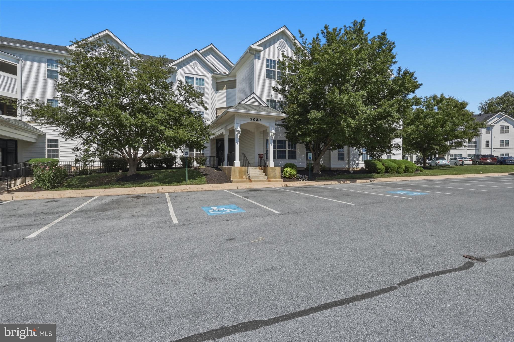 POTOMAC RIDGE - Residential