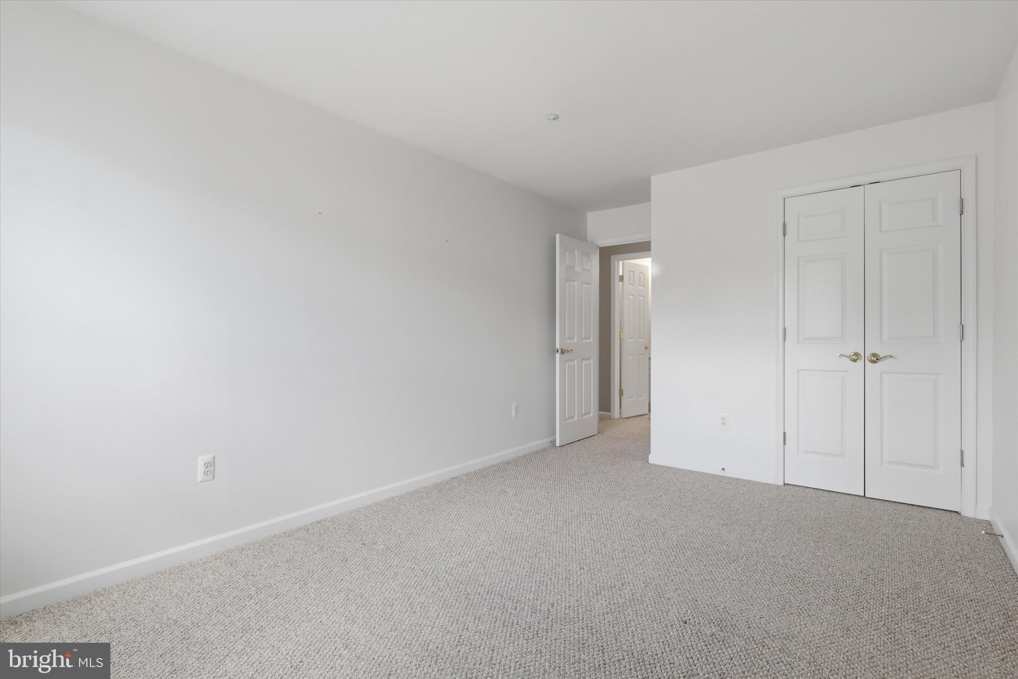 POTOMAC RIDGE - Residential