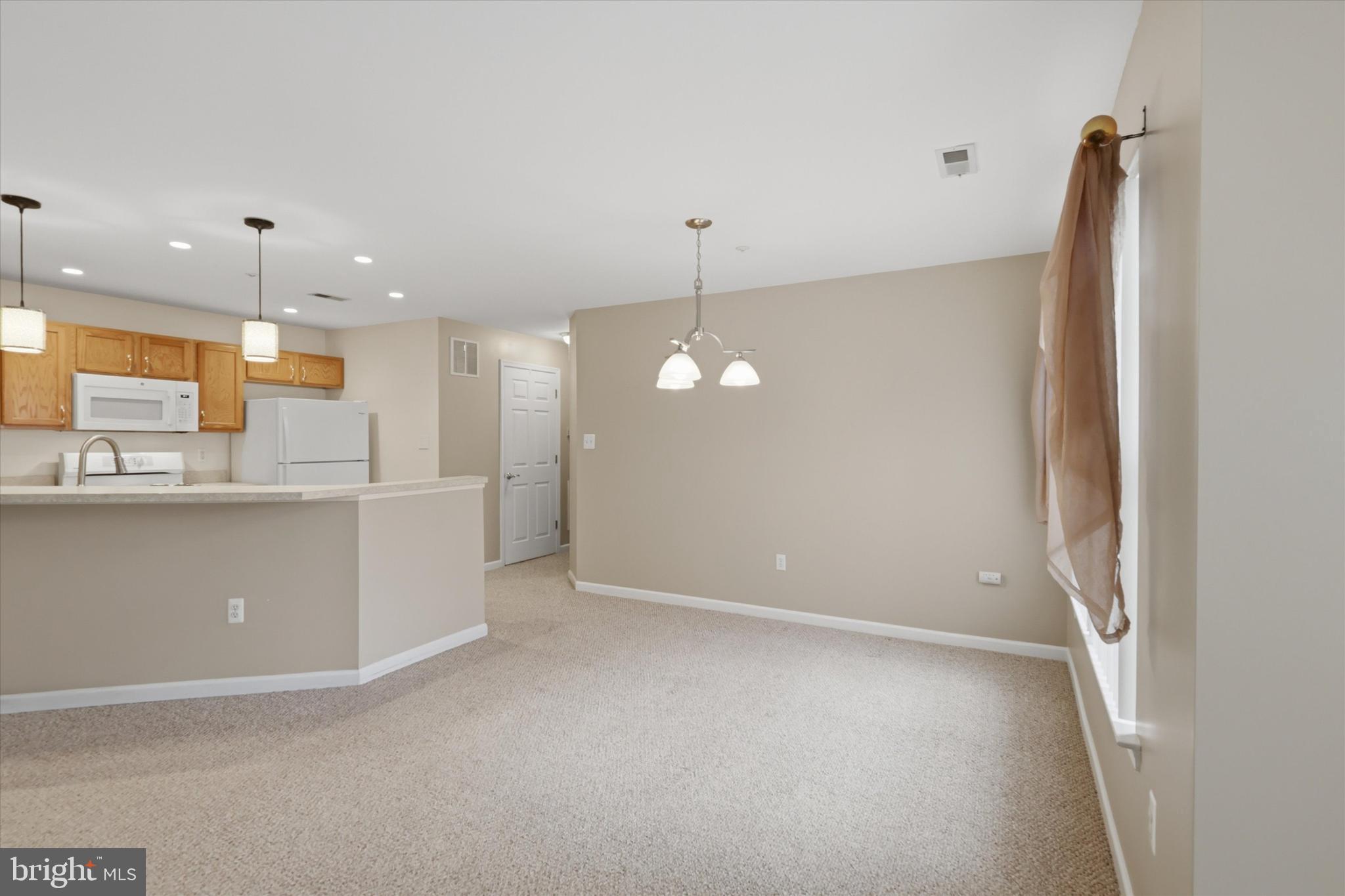 POTOMAC RIDGE - Residential