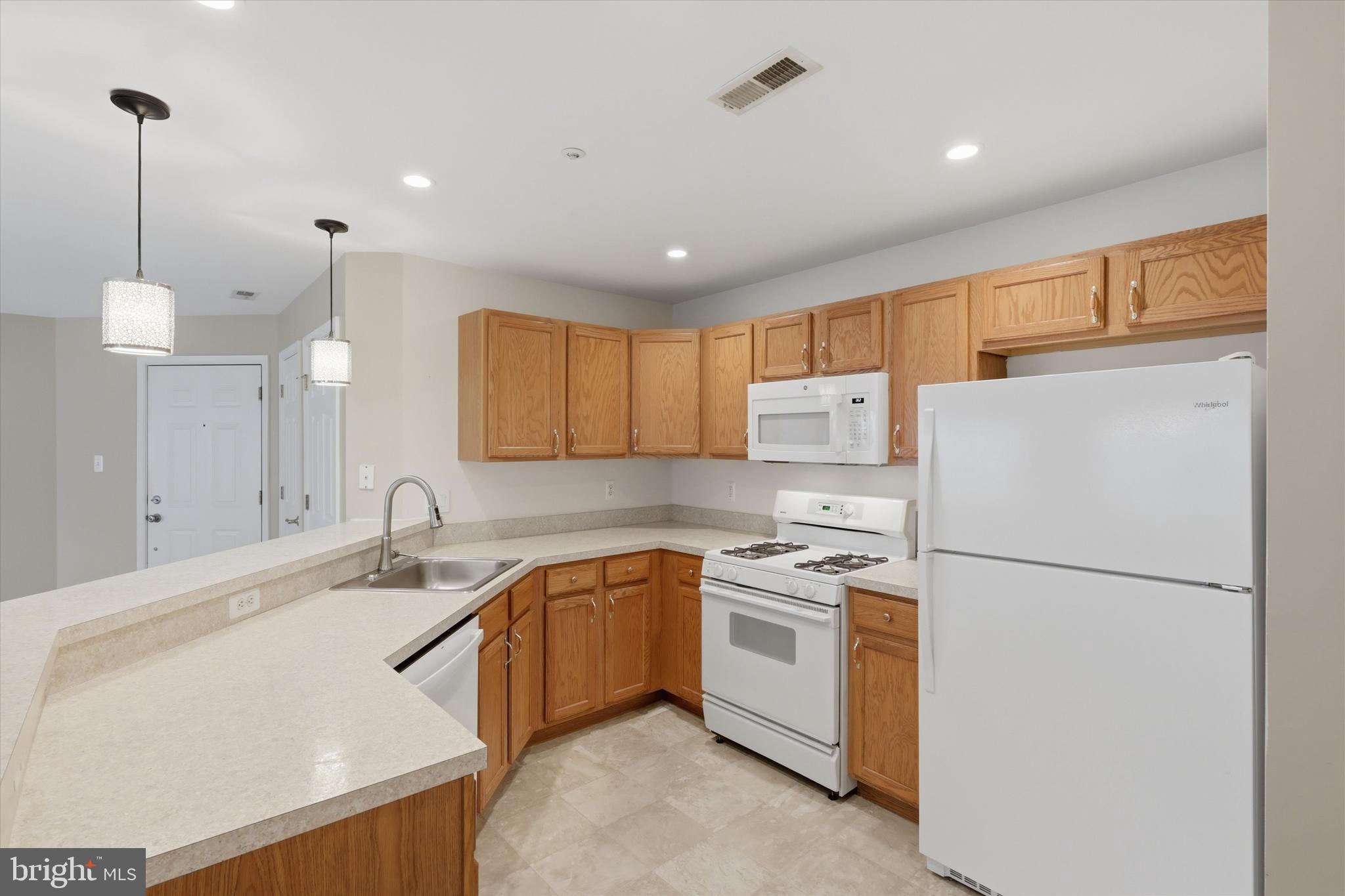POTOMAC RIDGE - Residential