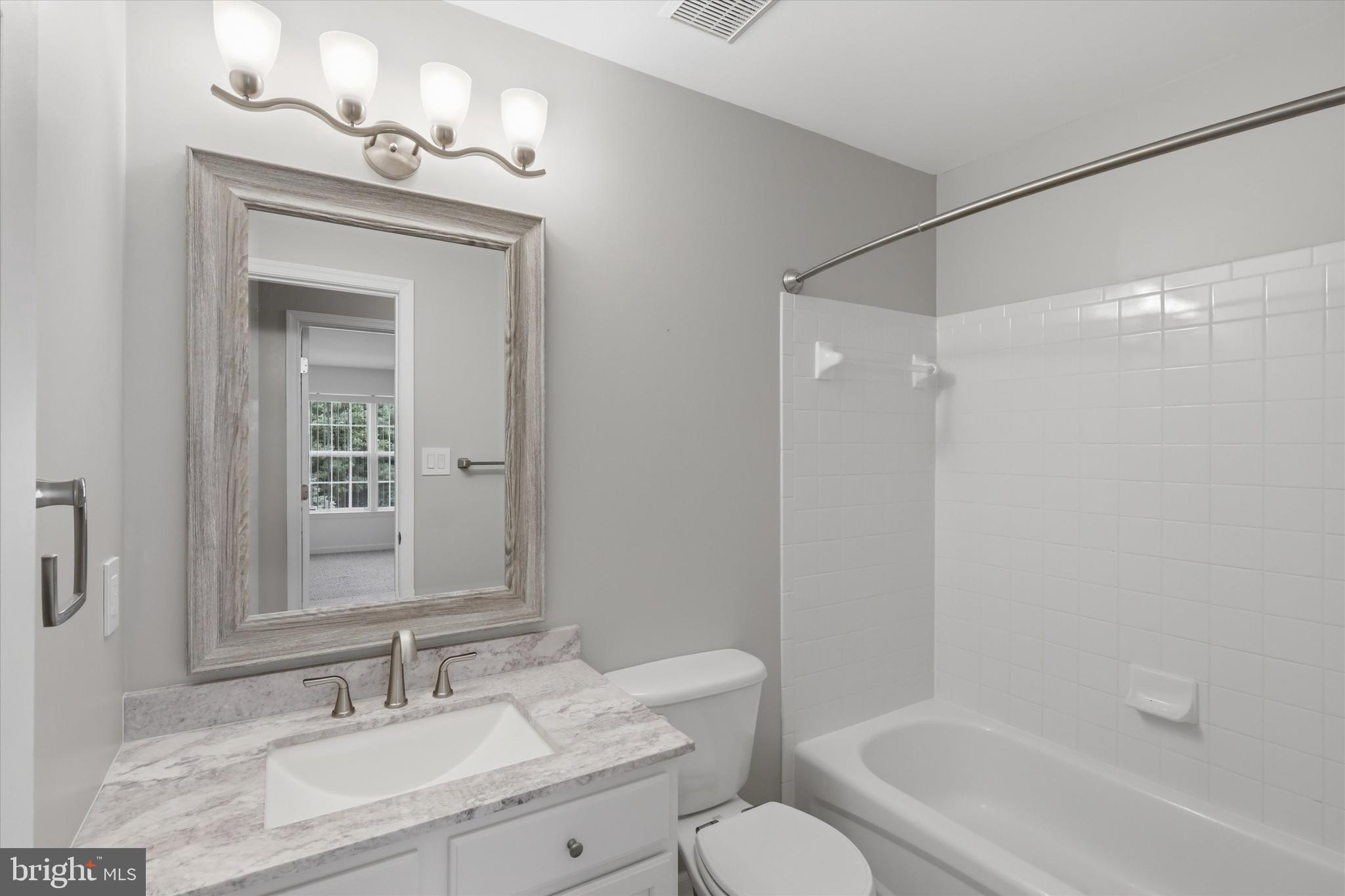 POTOMAC RIDGE - Residential