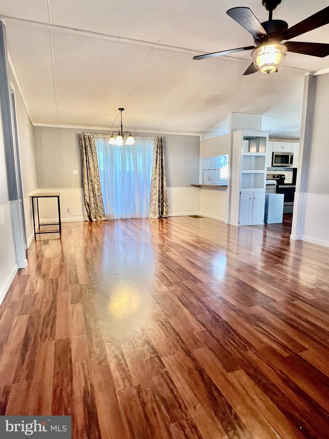 WALNUT GROVE MOBILE HOME PARK - Residential