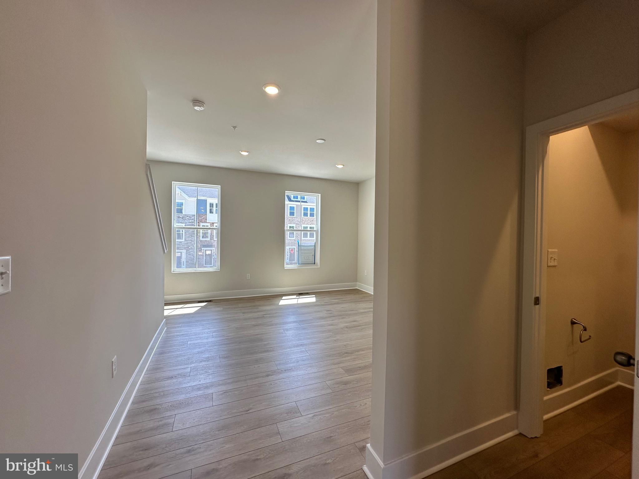 ST CHARLES - Residential