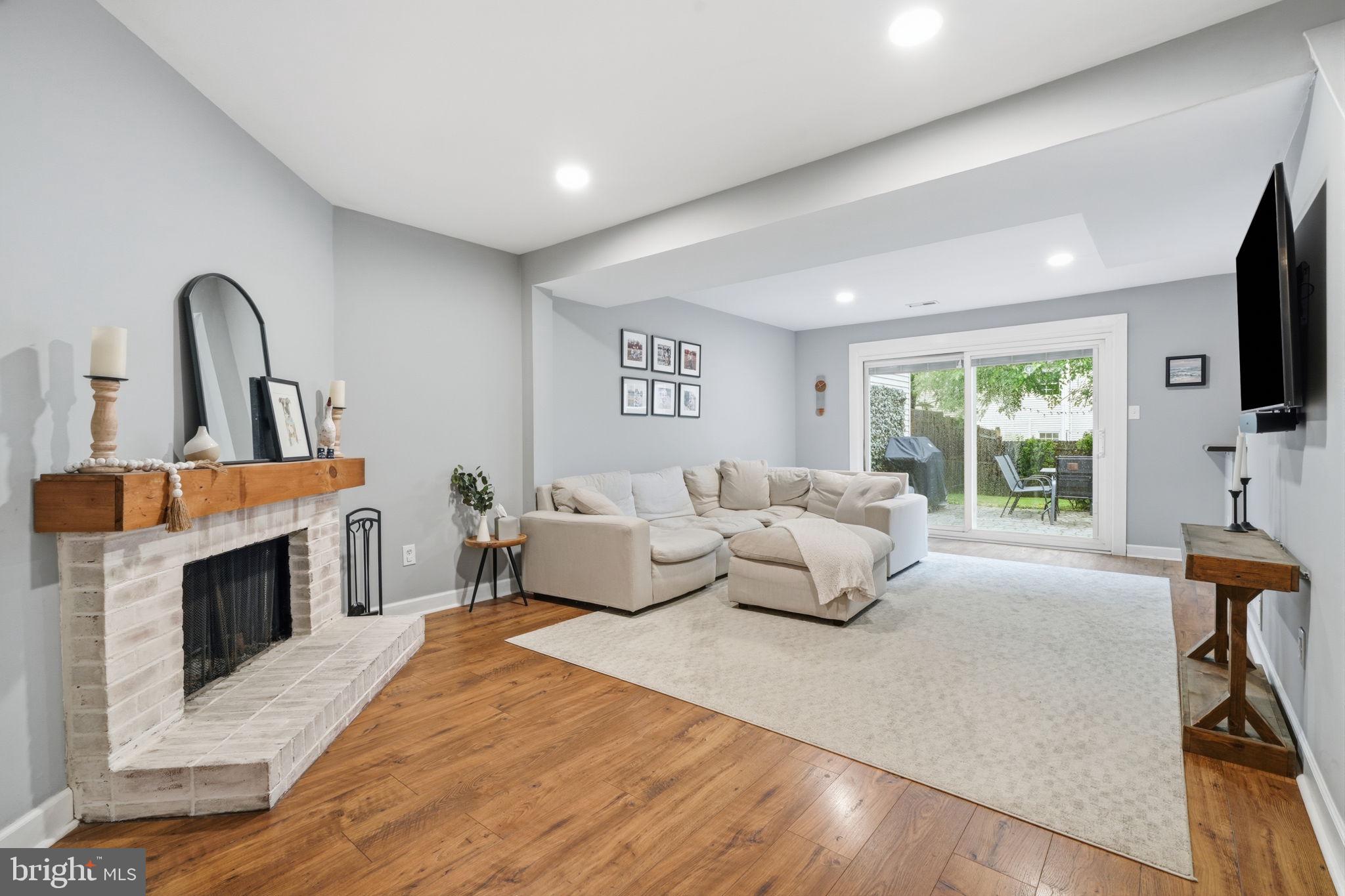 TAREYTON ESTATES - Residential