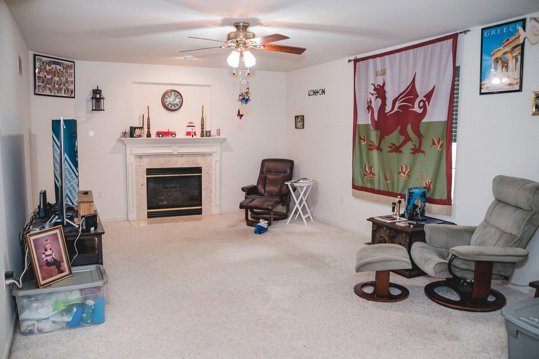 PATHFINDER MEADOWS - Residential