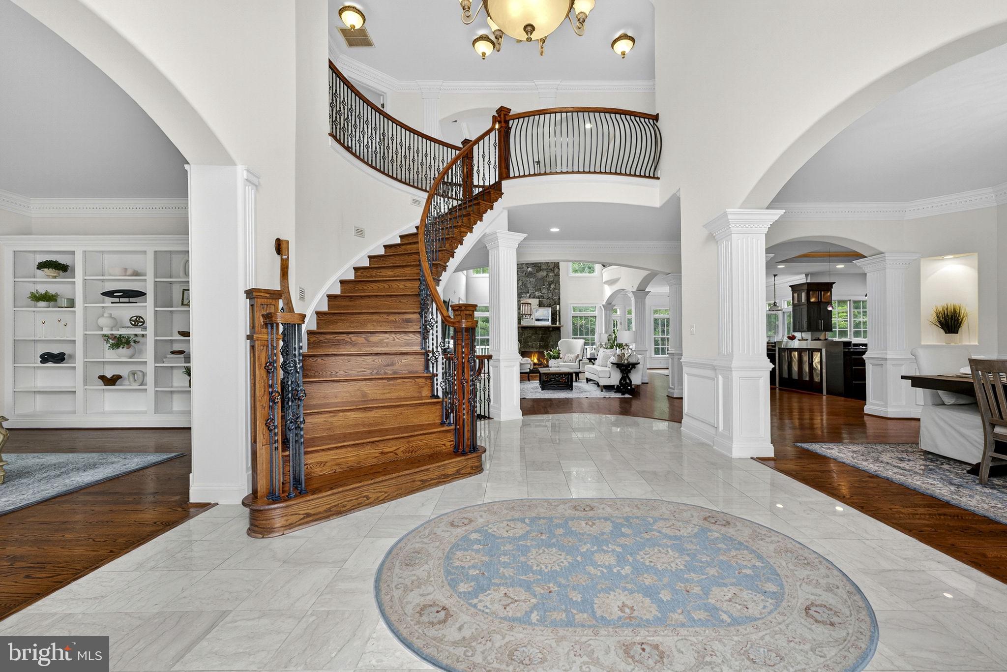 WILLOWRUN - Residential