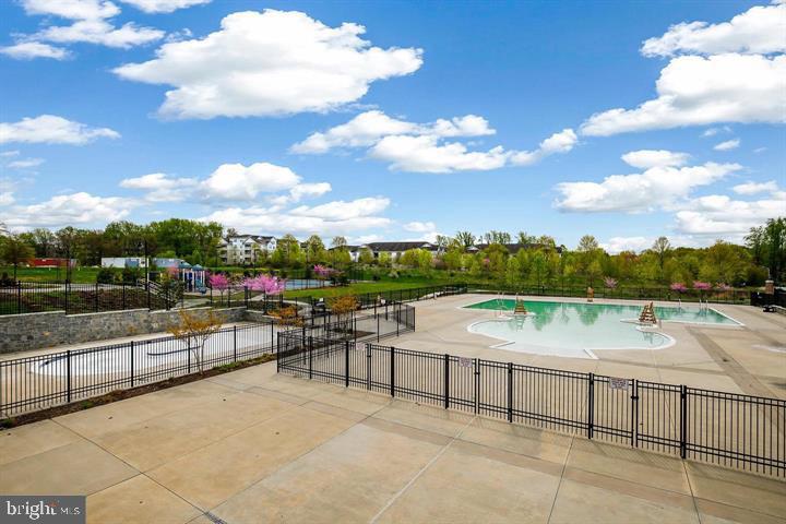 CROWN FARM - Residential Lease