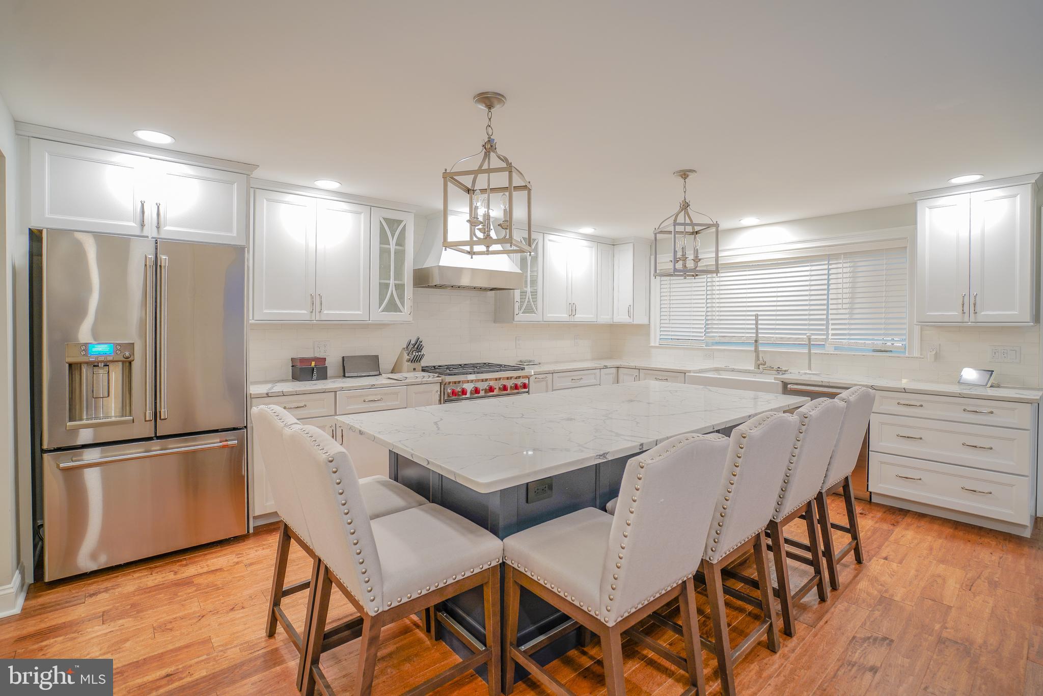 QUEEN VILLAGE - Residential Lease