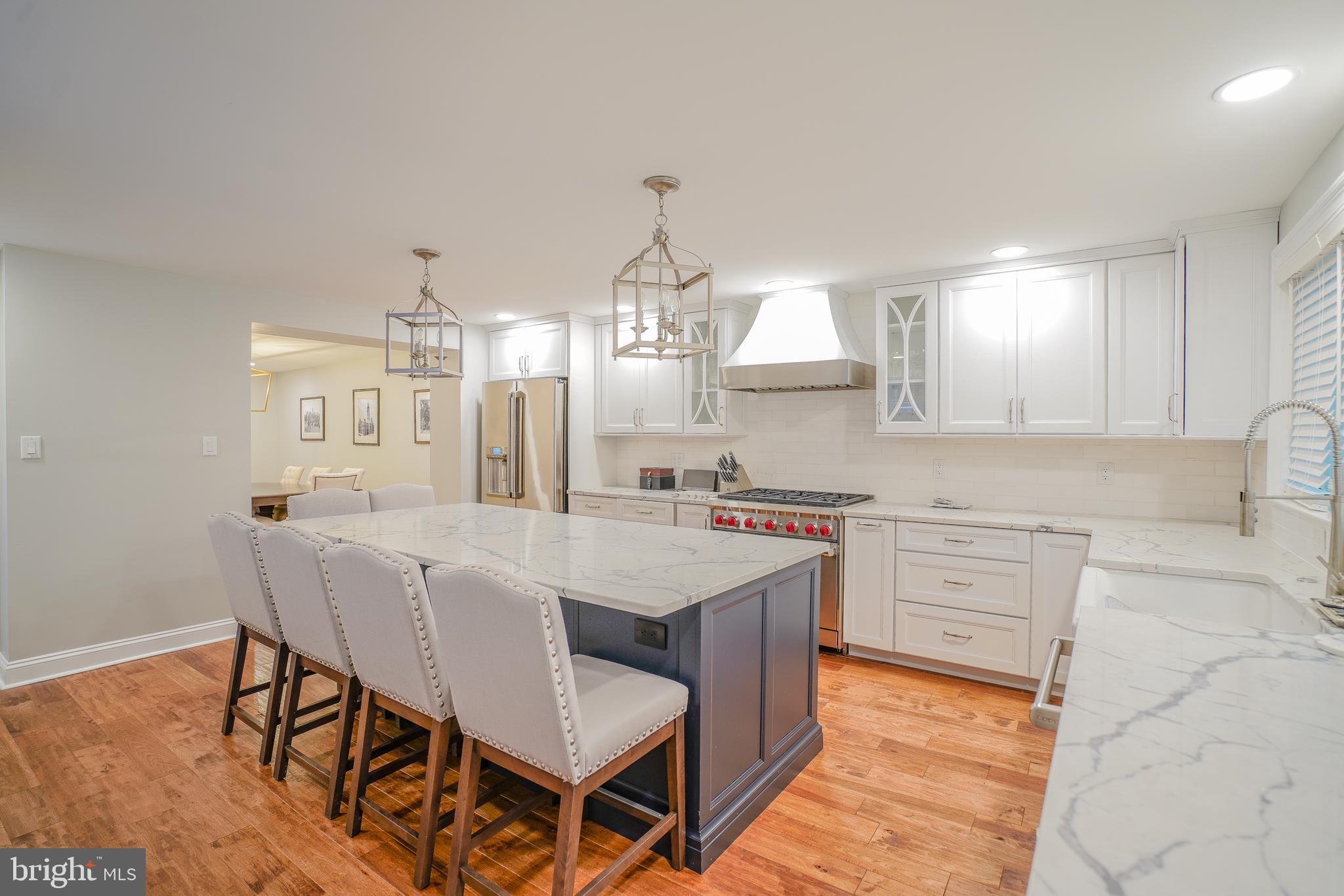 QUEEN VILLAGE - Residential Lease