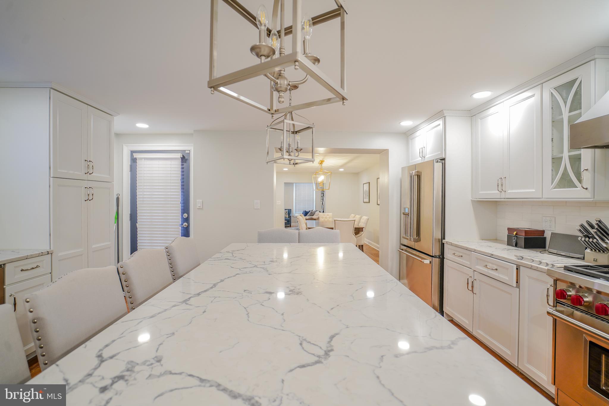 QUEEN VILLAGE - Residential Lease