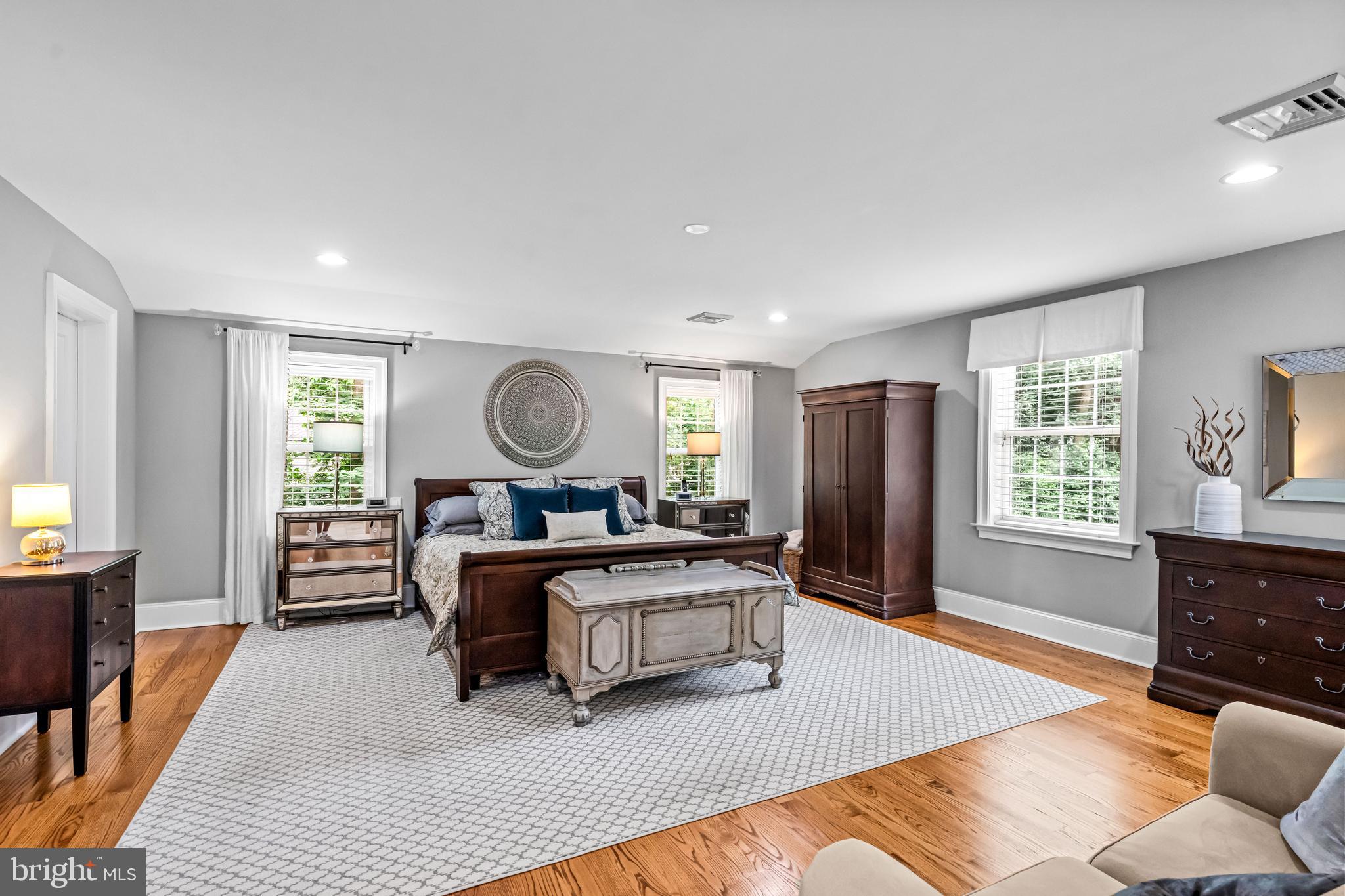 DEEPDALE - Residential