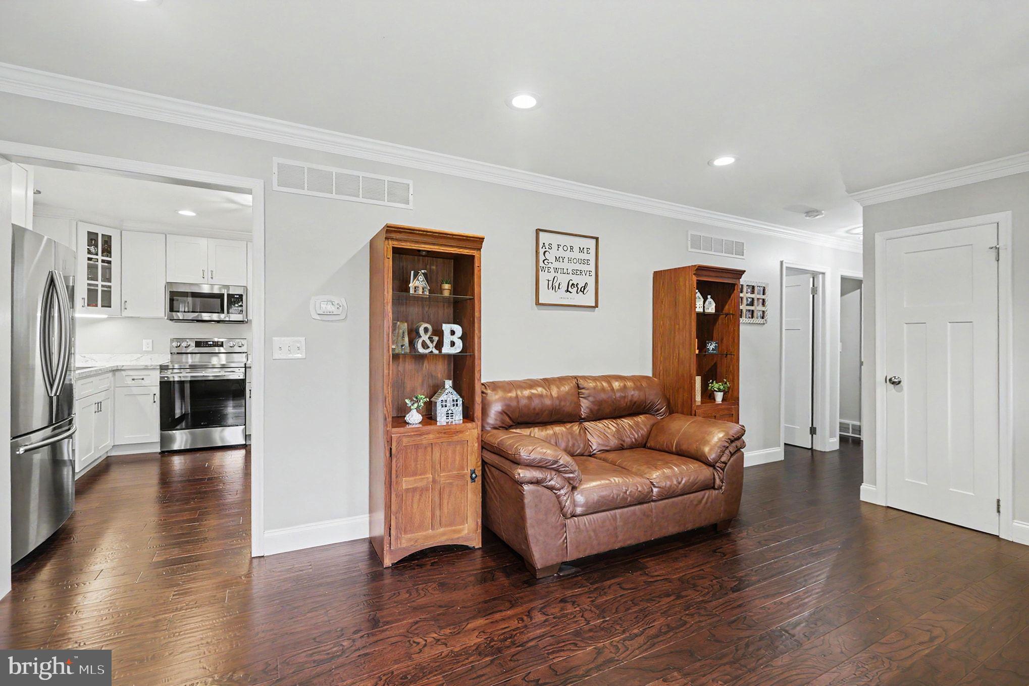 NOLL ACRES - Residential