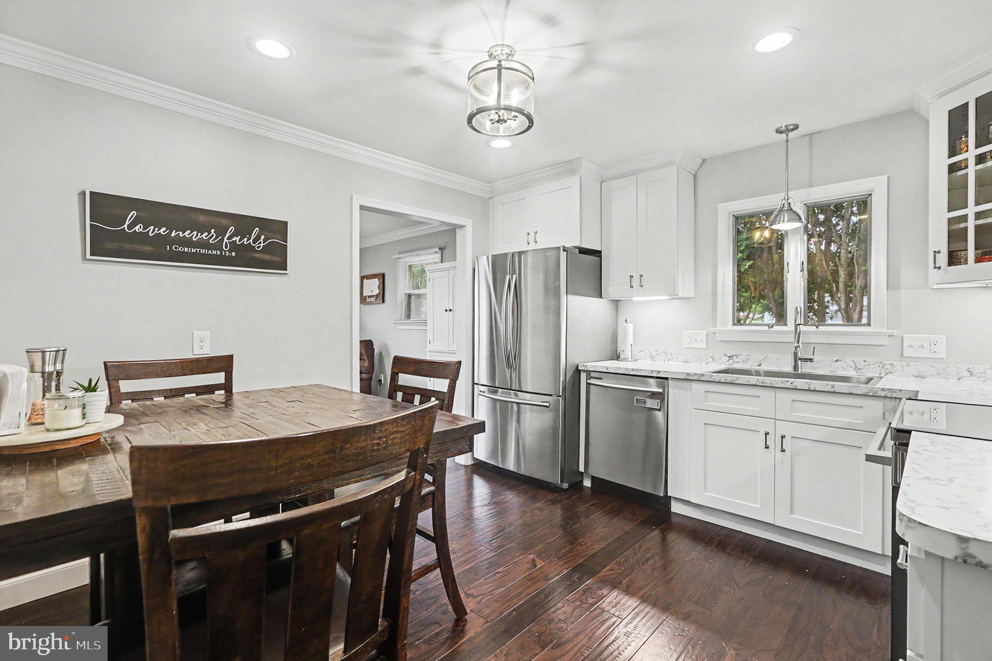 NOLL ACRES - Residential