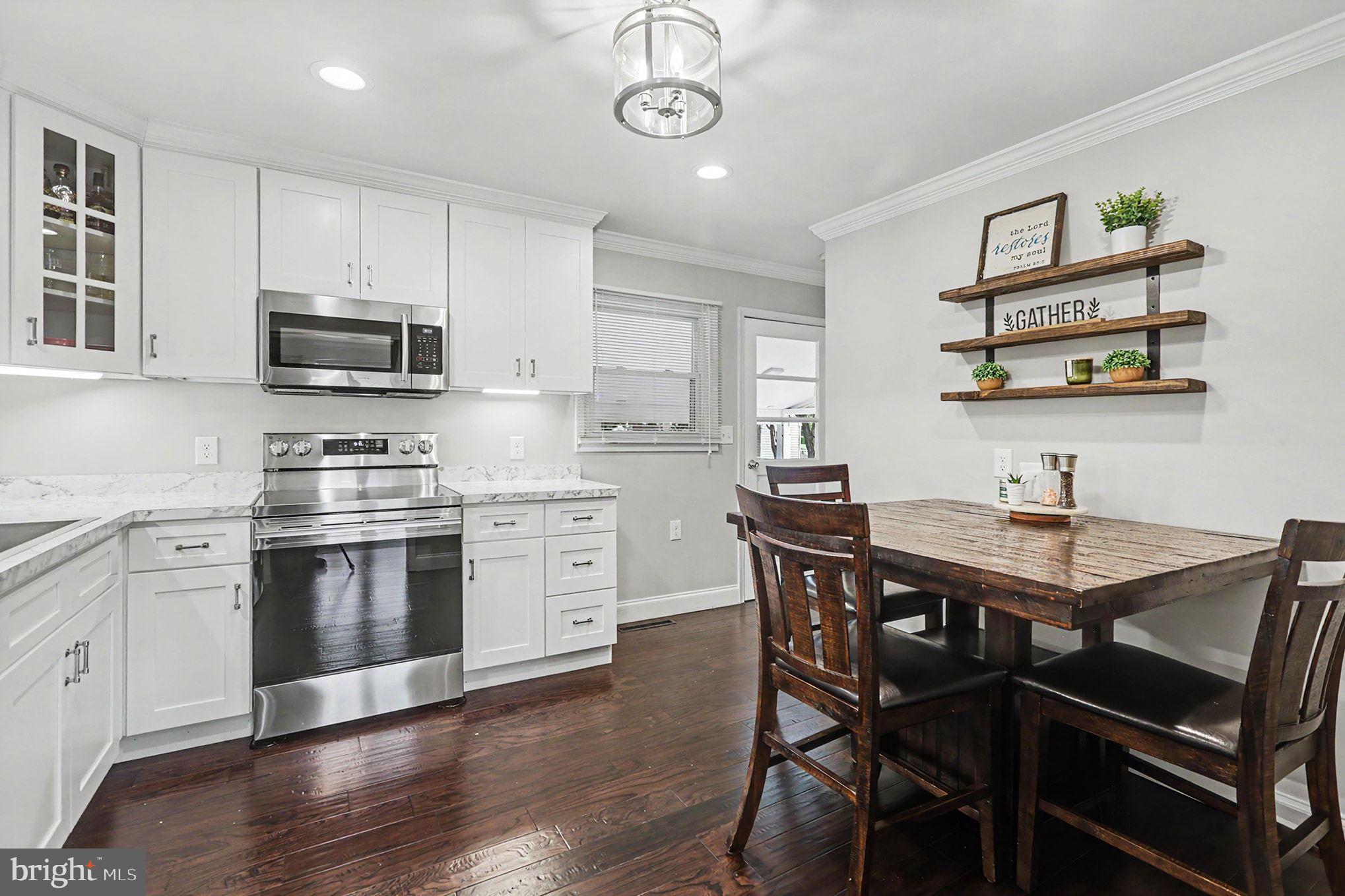 NOLL ACRES - Residential