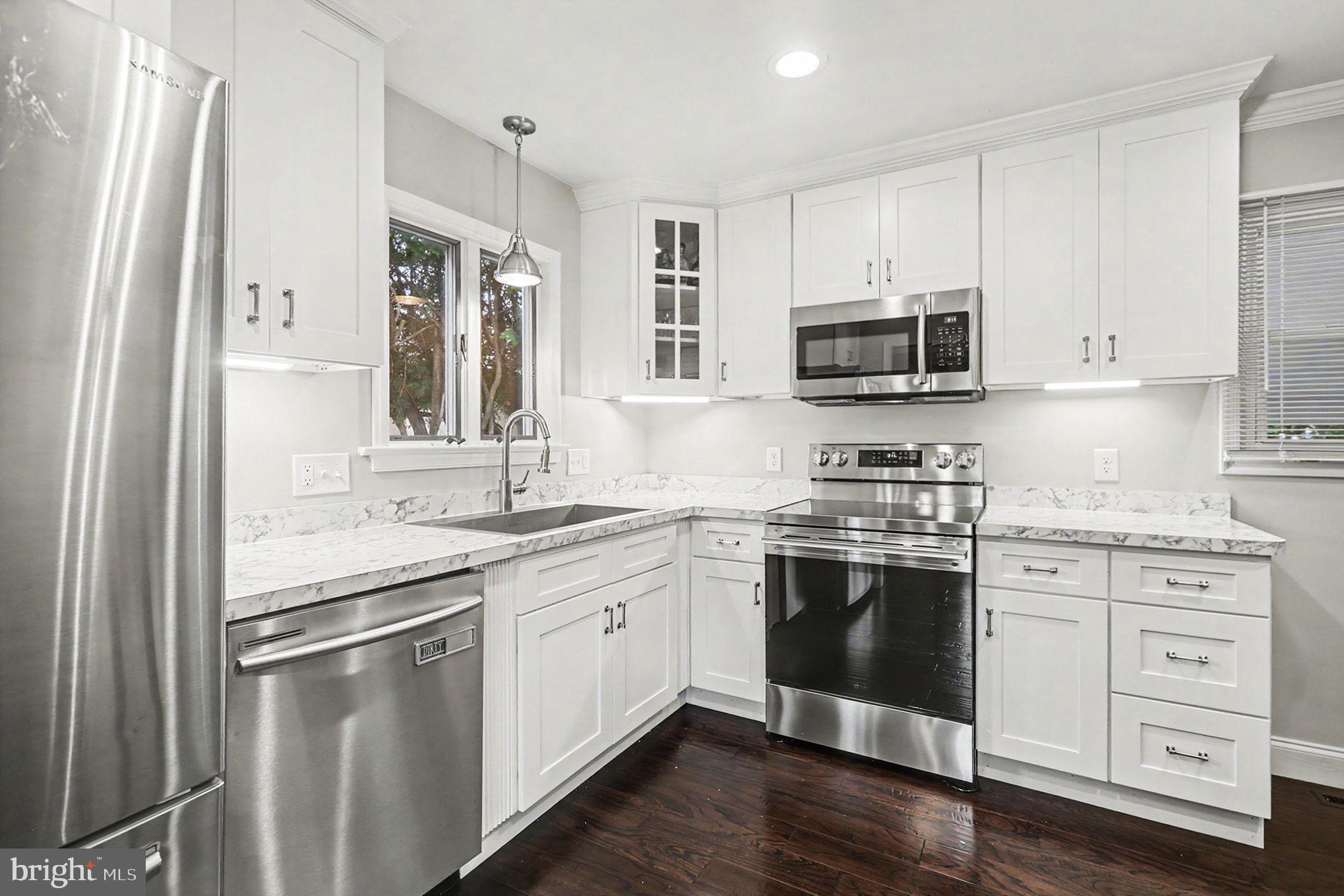 NOLL ACRES - Residential