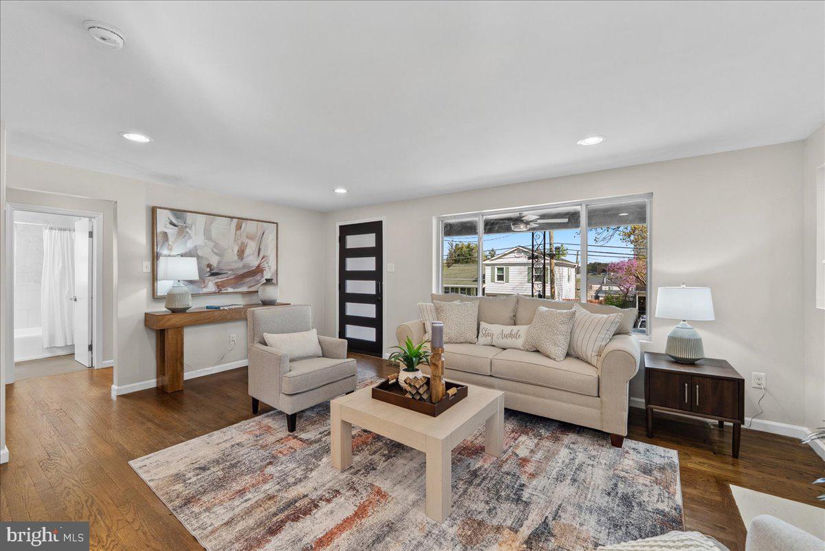 ARLINGTON VIEW - Residential Lease
