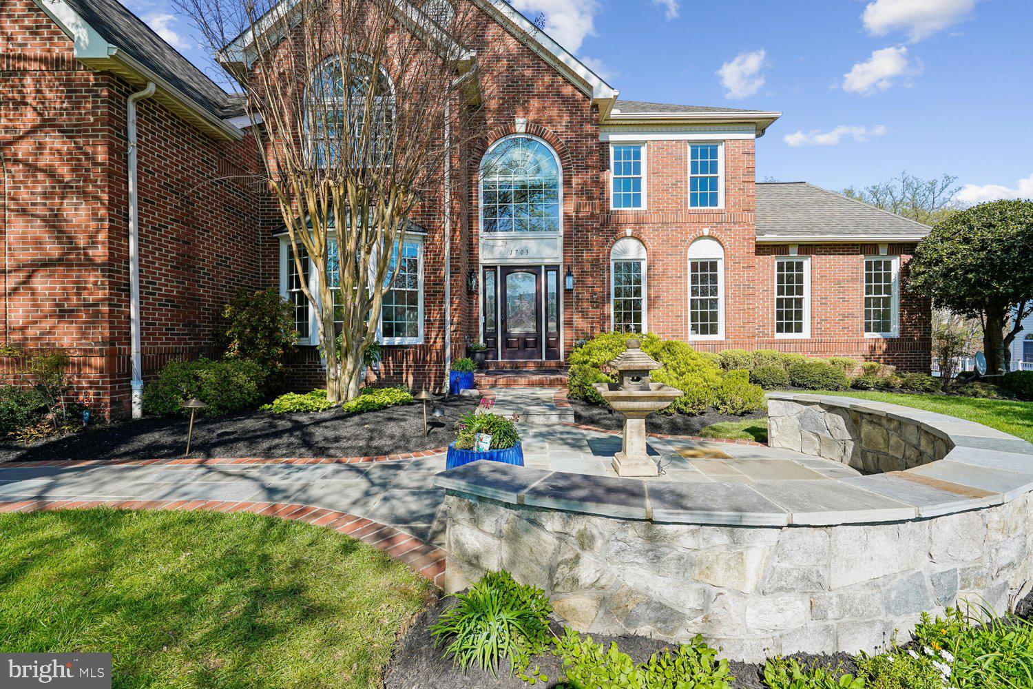 HUNTER MILL ESTATES - Residential