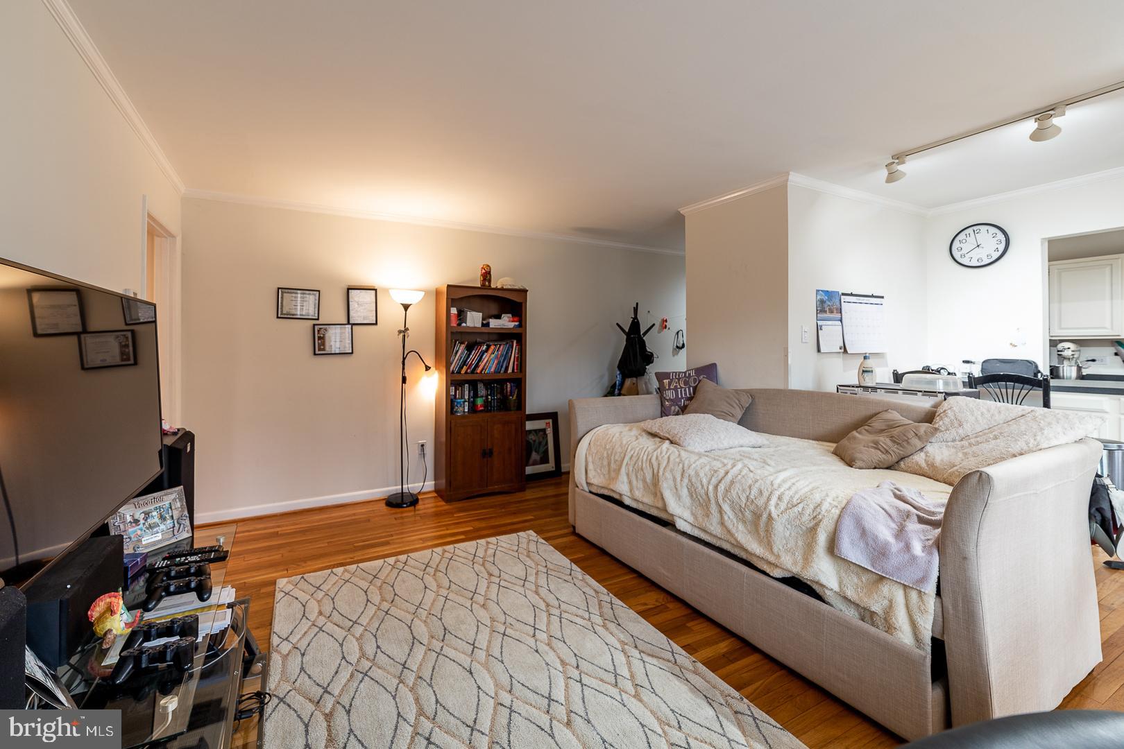 PARKSIDE CONDOMINIUMS - Residential Lease