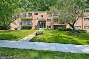 PARKSIDE CONDOMINIUMS - Residential Lease