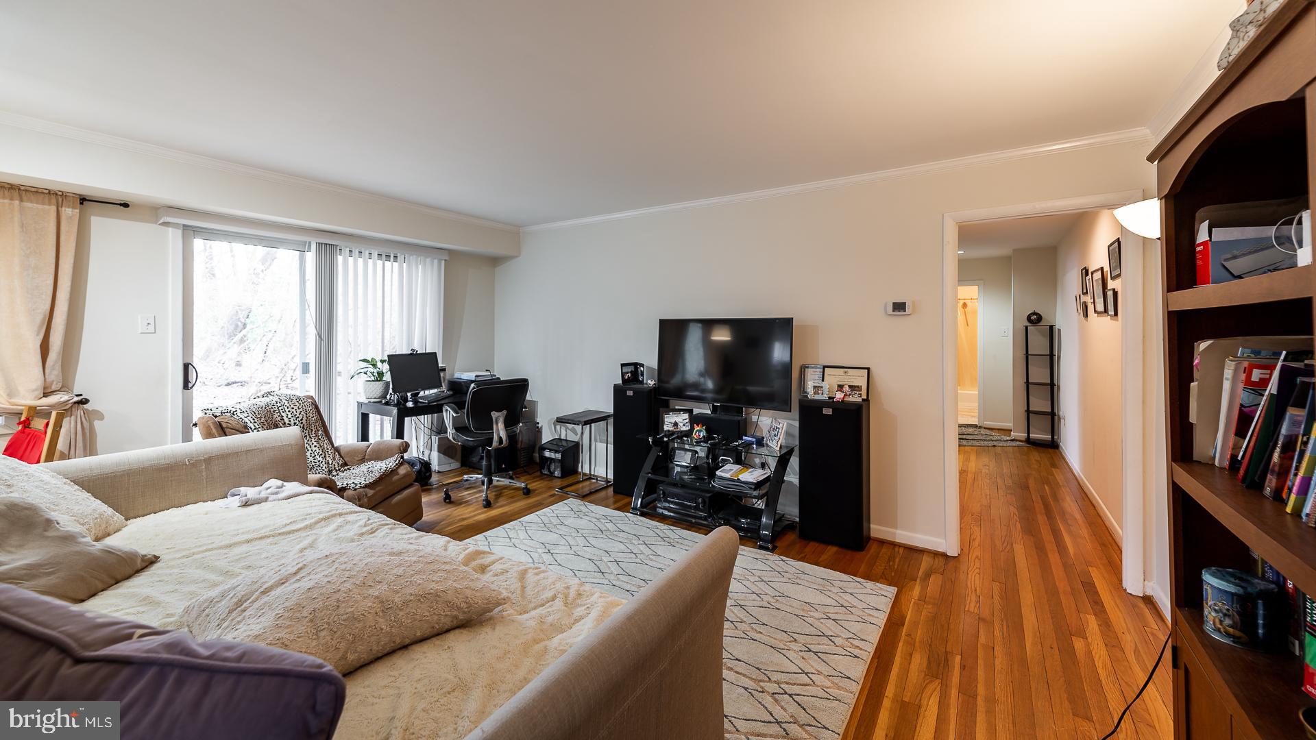 PARKSIDE CONDOMINIUMS - Residential Lease