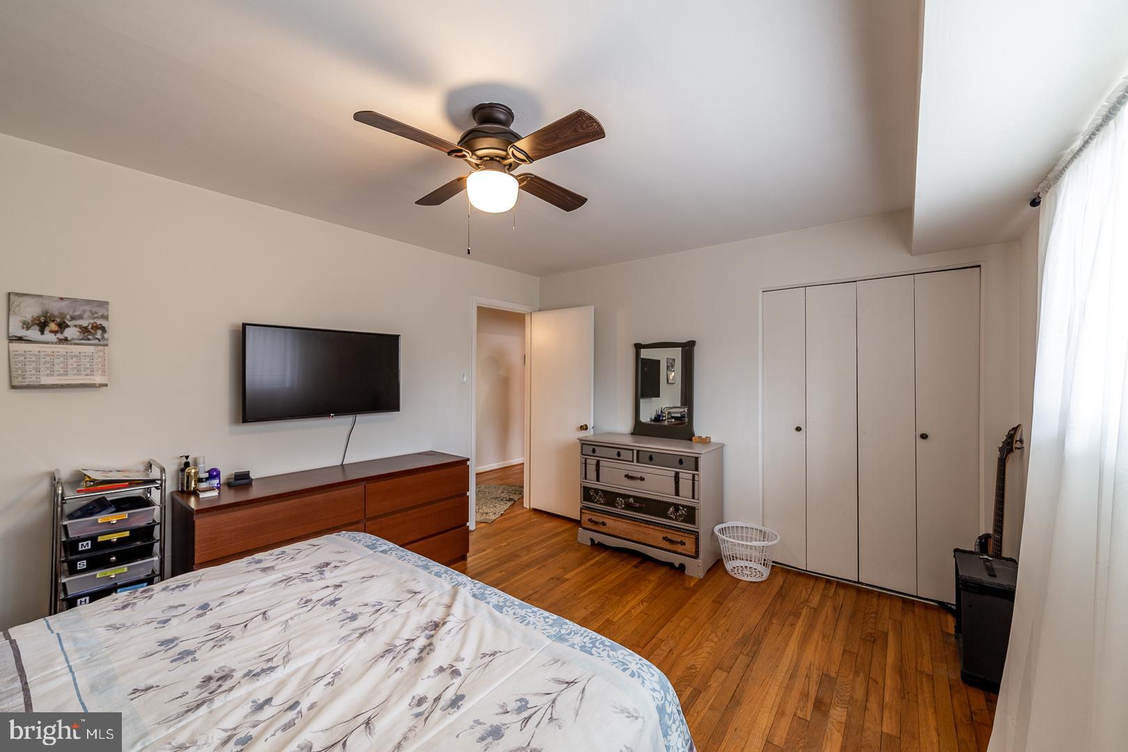 PARKSIDE CONDOMINIUMS - Residential Lease
