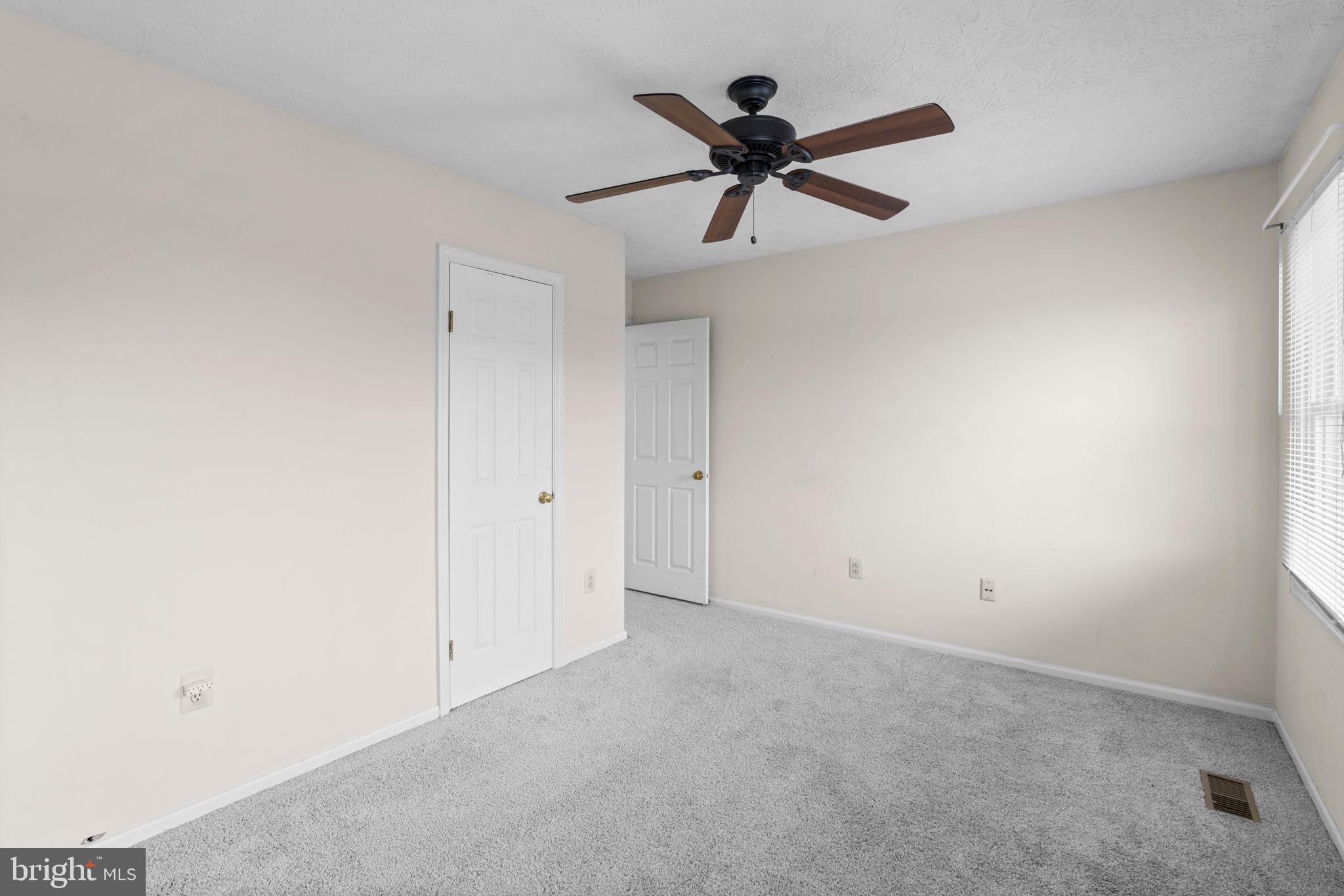 CLOVERFIELD MANOR - Residential