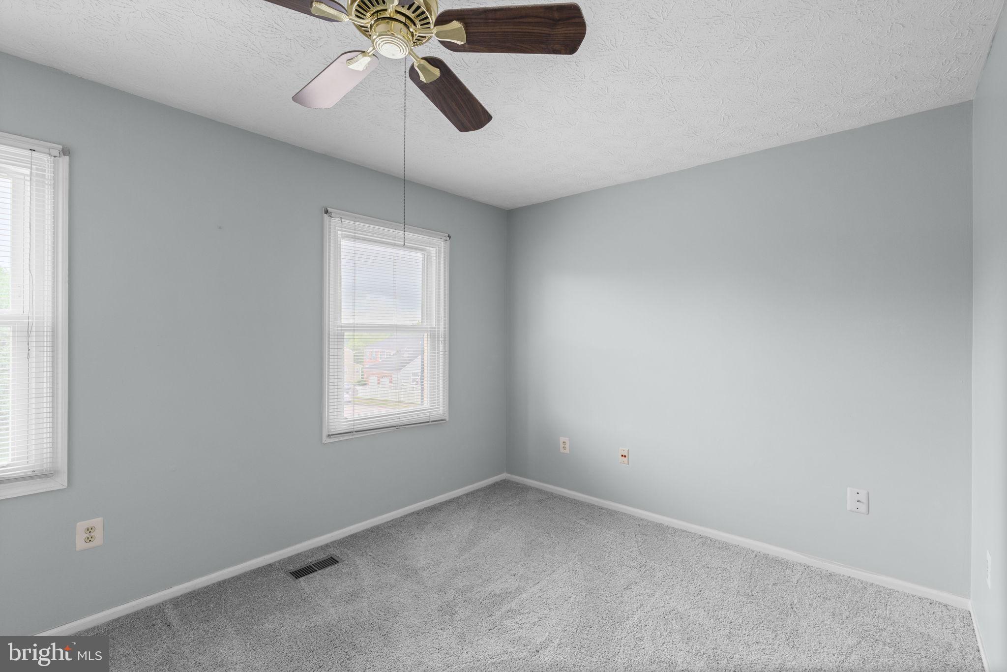 CLOVERFIELD MANOR - Residential