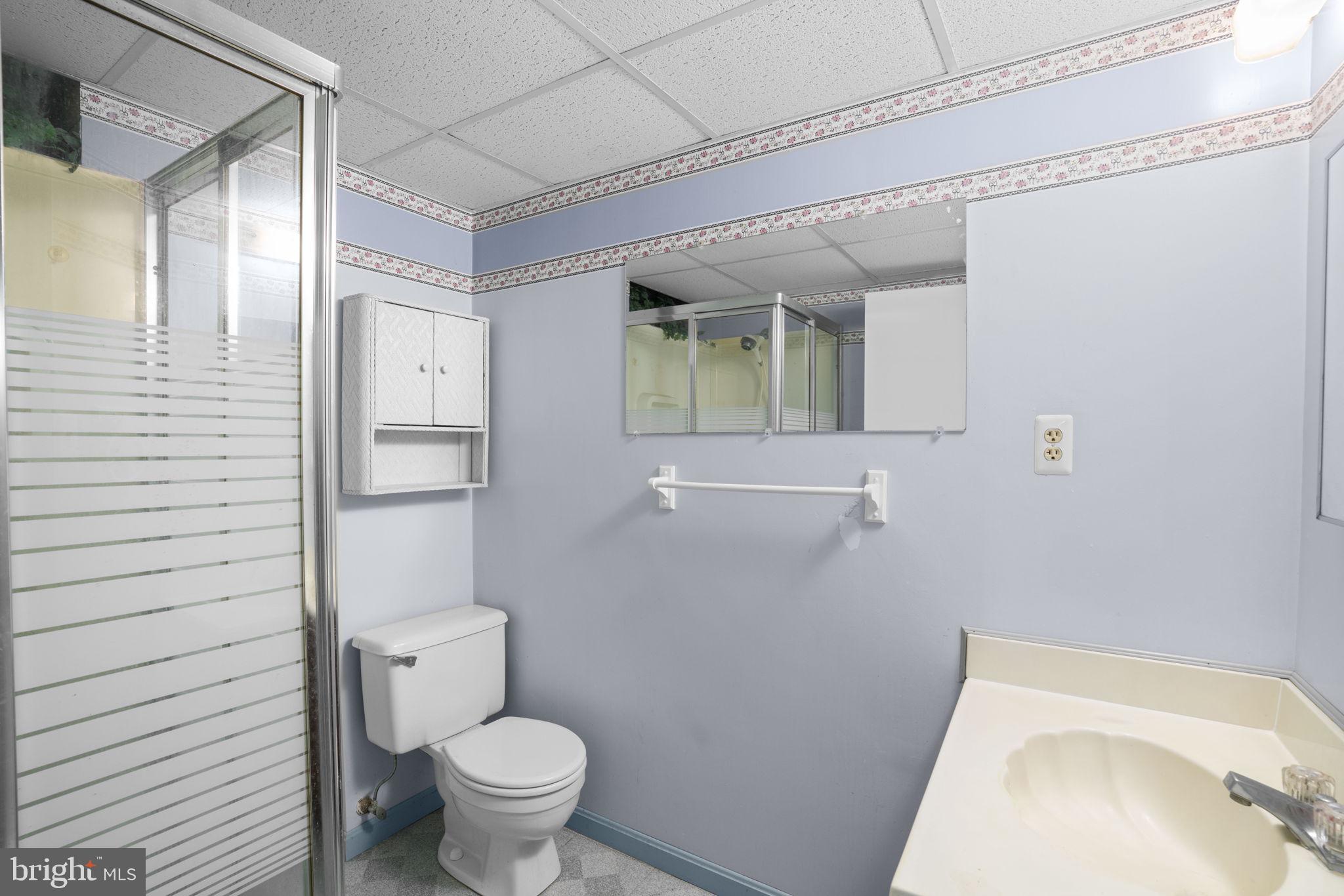 CLOVERFIELD MANOR - Residential