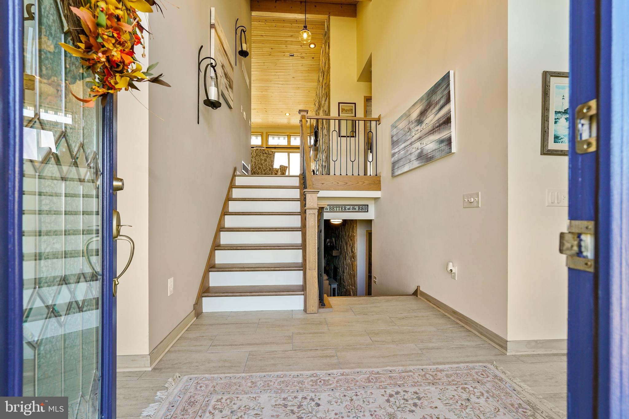 SUNSET POINTE - Residential