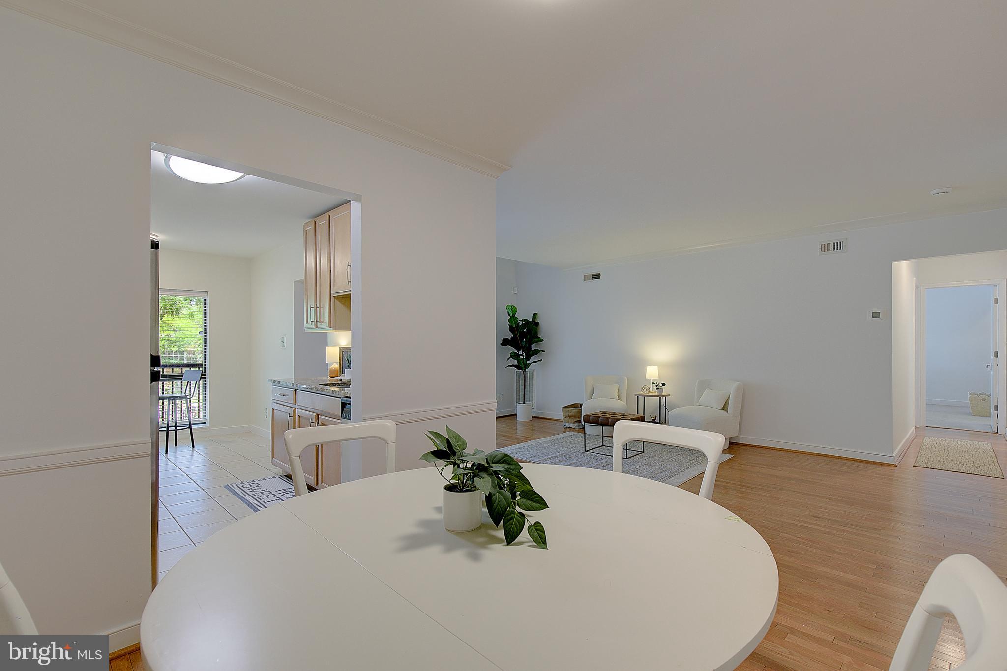 NORTH GREEN CONDOMINIUMS - Residential