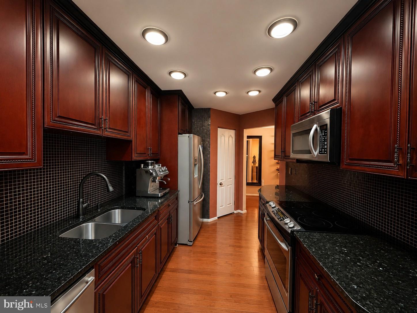 TIMBERGROVE - Residential