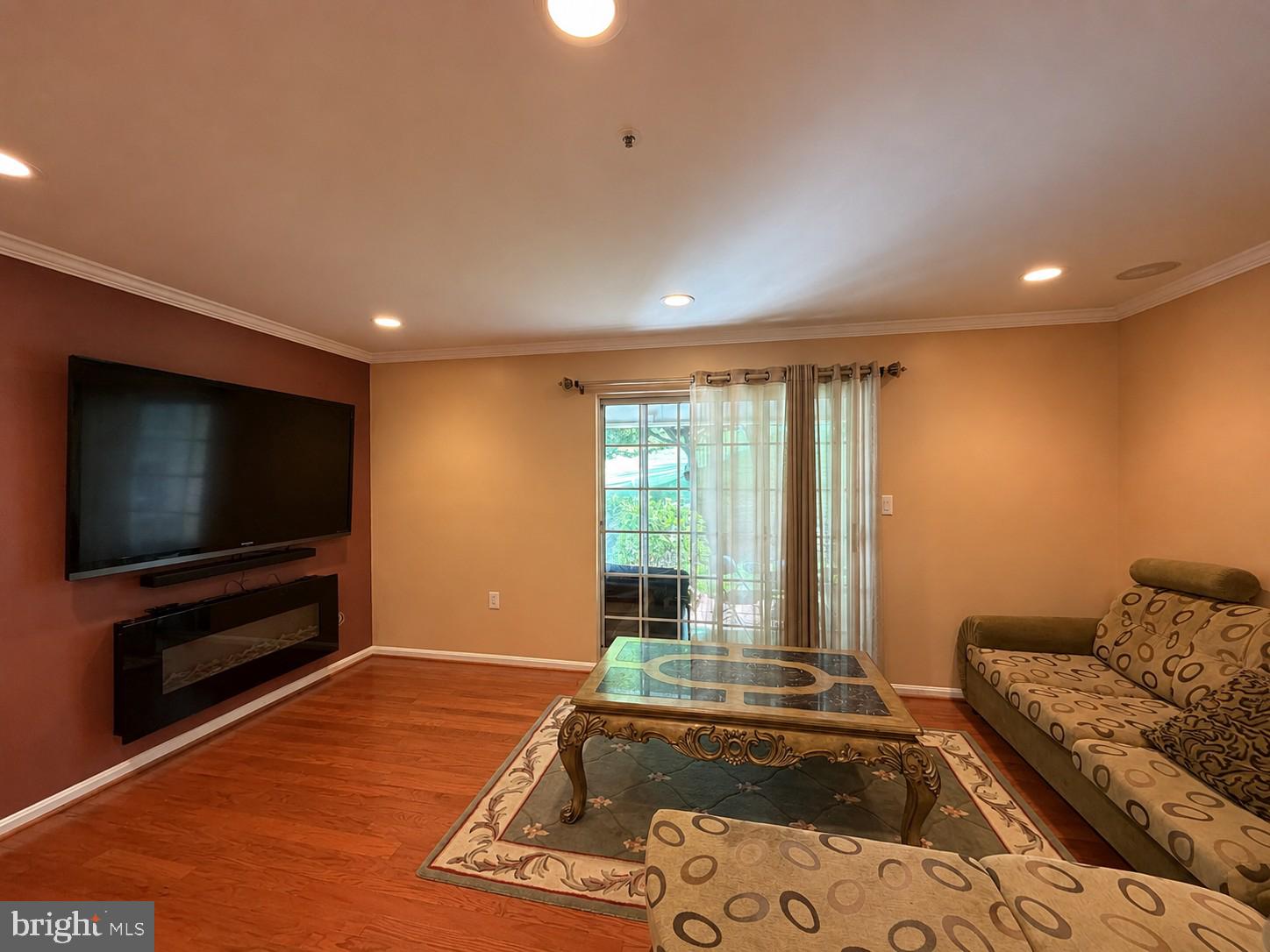 TIMBERGROVE - Residential