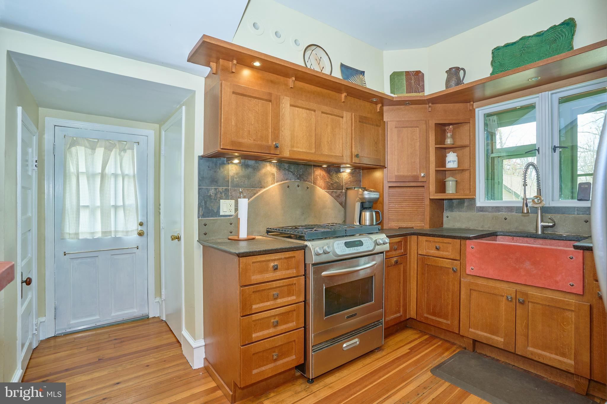 ASHTON HEIGHTS - Residential