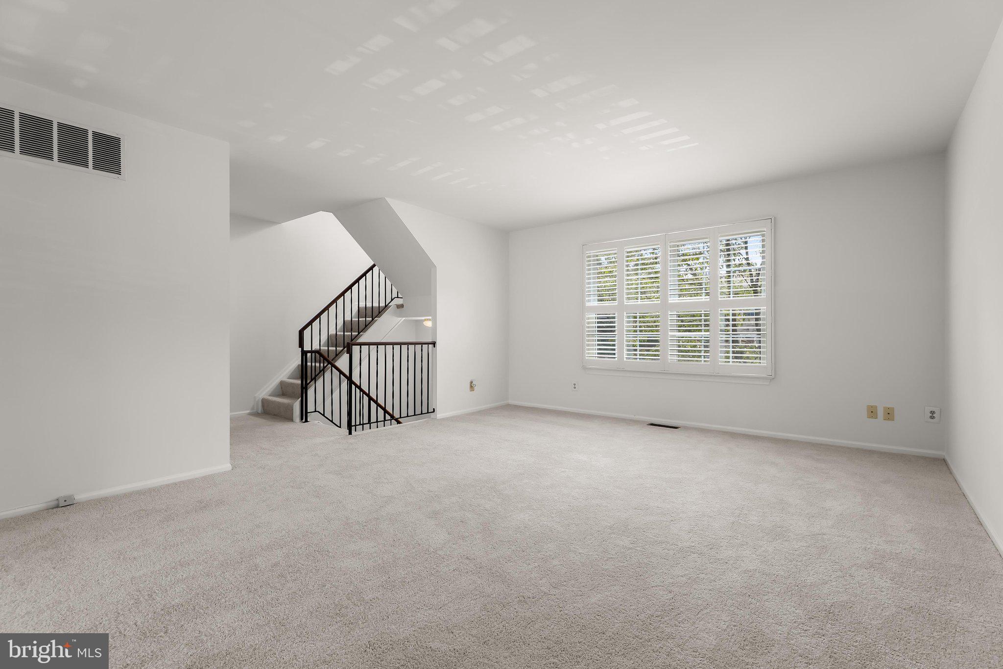 HINES ESTATES - Residential