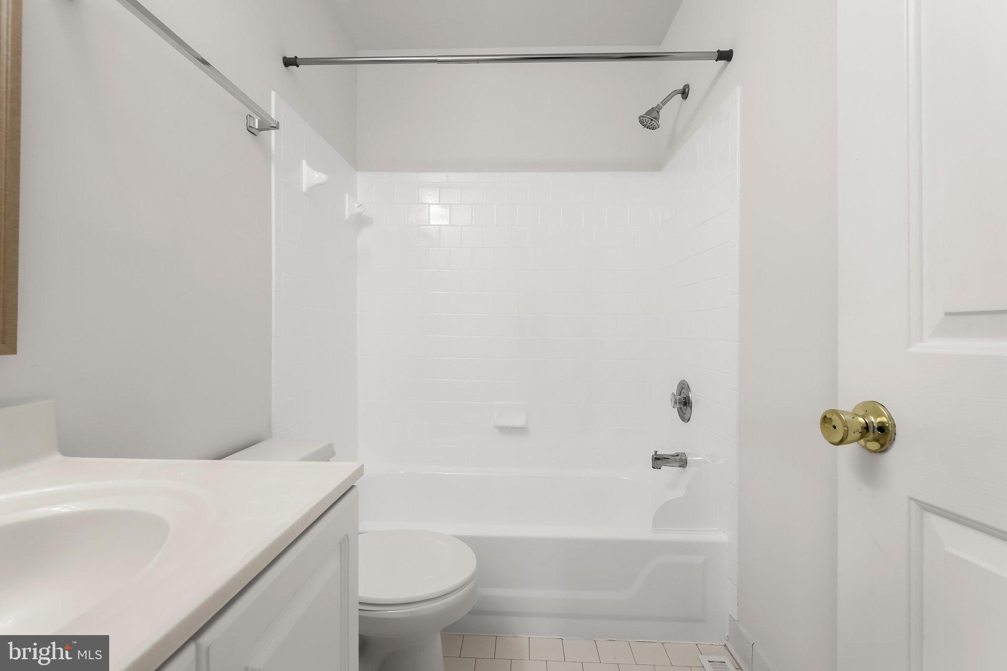 HINES ESTATES - Residential
